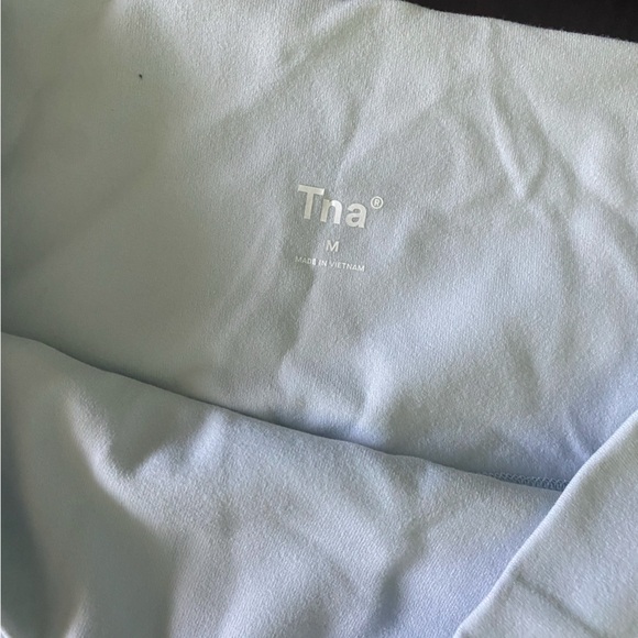 TnaBUTTER Atmosphere Hi-Rise 7” Short - Picture 11 of 12